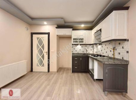 Yükselden Altınkumun Kalbinde Doğalgazlı Satılık Geniş 2+1 Daire