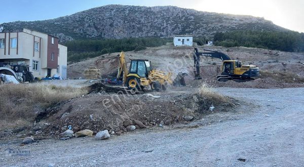 Doğayla İç İçe Döşemealtı'nda İki Villalık Harika Arsa Fırsat!!