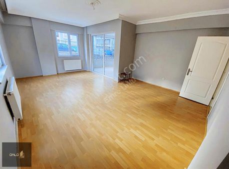 Halitpaşa Mah Site İçi Otoparklı Asansörlü 2+1 Ara Kat Daire