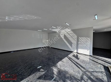 Beylikdüzü Yakuplu Da 90m2 Kiralık Sıfır Ön Cephe Dükkan
