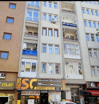 Tarcanlardan Turan Güneş Caddesinde 3+1 Satılık Daire