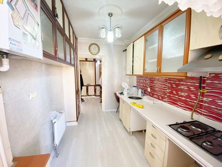 Beykent'te Keloğlan Parkına Yakın Ara Kat Bakımlı 2+1 Toki Daire