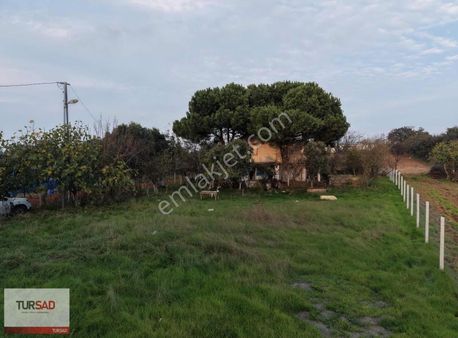 Yeniköy De Fırsat Köy İçi Konumda 2 Katlı Müstakil Bina