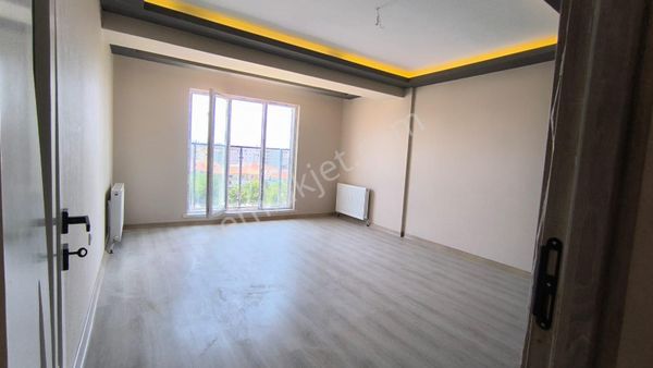 Yılmaz Gayrimenkulden Sıfır Daire Kacırılmayacak 2+1 Fırsat Dairesi