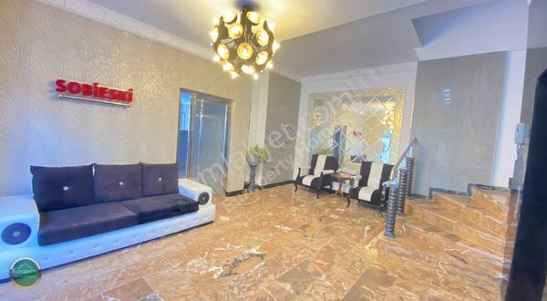 Alanya Mahmutlar'da Full Deniz Manzaralı 2+1 Eşyasız Daire