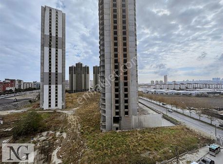 Net Group Ltd.şti Bahçeşehirde Acil Satılık 2+1 Lüx Sitede Daire