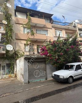 İzmir Konak Zeytinlik Mahallesinde//tepecik Ssk'ya//izbana 5dk//2.kat/1+1daire