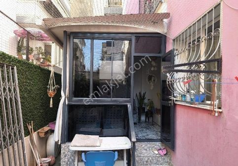 İzmir Buca Akıncılar Mah//koşu İzban Yanında Yeni Binada Yüksek Giriş 3+1 Bahçeli Satılık Daire