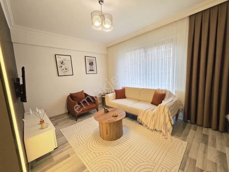 Özmecaz'dan Üniversite Mevki 1+1 Arakat Full Eşyalı Lüks Apart