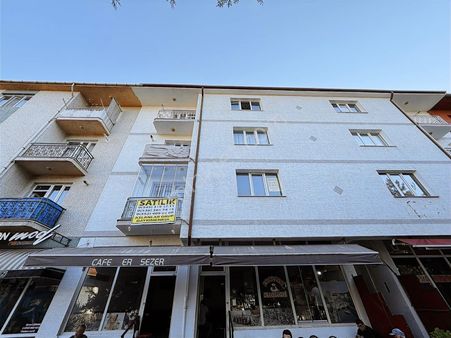 Emek Mah. Ertaş Caddesi Üzeri 3+1 145m2 Daire