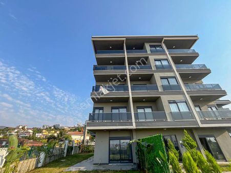 Alanya Kargıcakta Satılık 2+1 Bahçe Dubleks Daire