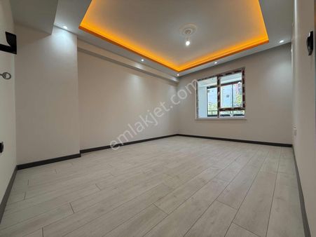 Emek Mah. Ertaş Caddesi Yakını 2+1 105m2 Merkezi Konum Daire