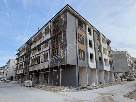 Ertaş Caddesi Yakını 2+1 110m2 Özel Garajlı Daireler