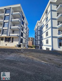 Akıncı Emlaktan Kurupelit Tranway Durağına 2 Dakika Mesafede 1+1