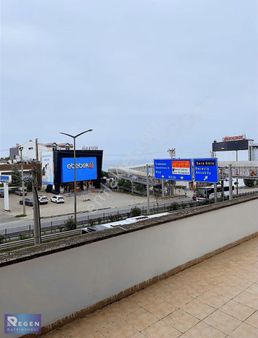 Regen Gayrimenkul'den Yıldızlıda Kiralık 4+1 Daire