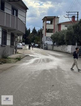 Arakat 2+1 Kat 1 Daire Karanlık Oda Yok