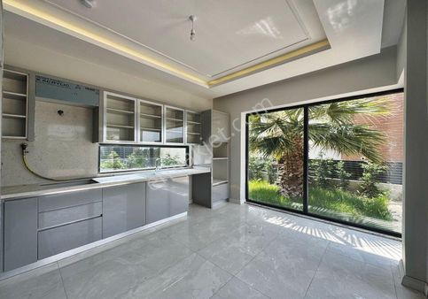 Weal World' Den Görülmeye Değer, Site İçi, Sıfır, Havuzlu Lüks Villa ...