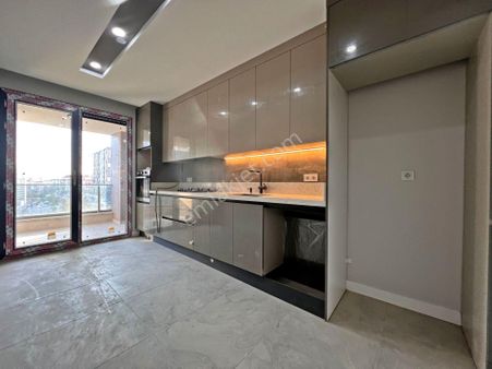 Weal World' Den Kocasinan Da, K. Otoparklı Sıfır Site İçi, Mükemmel Daire