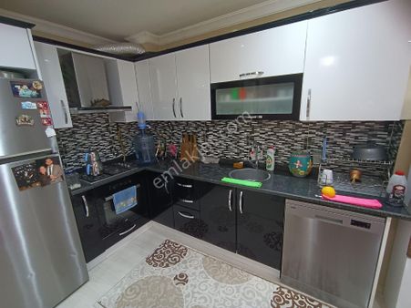 Buca Ückuyular Pazaryeri