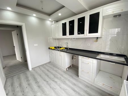 Tuğra'dan Şeyhsinan Mah. Tekirdağ Yolu Civarı Satılık 2+1 Daire