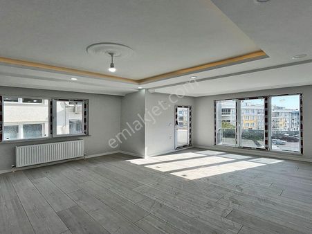 Nes Yapı'dan Beylikdüzü'nde Eminevim'e Fuzulev'e Ve %80 Krediye Uygun Çift Balkonlu 2+1 Daire