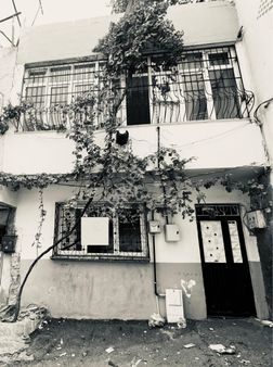 Yukarıbayır Da 2 Kat Ve 1 Teras,75m Geniş 2 Şer Odalı, D. Gazlı,temiz Ev