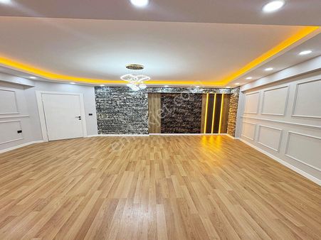 Nes Yapı'dan Avcılar'a Komşu Full Aydınlık Dekorlu 3+1 Satılık Arakat Daire