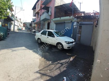 İzmir Merkezi//tepecik Ssk 500metre// Deniz Manzara//bahçeli Ev