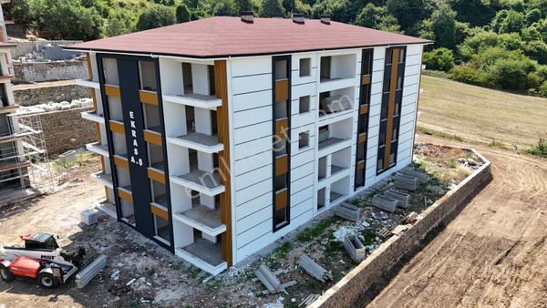 Başiskele Fatih Mh'de 1+1 68 M² Arakat Daire* 14m² Balkon