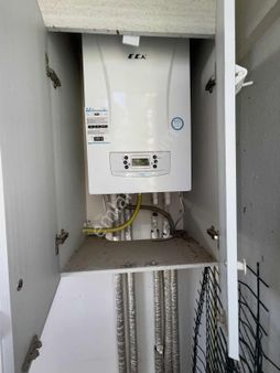 Karakaş'tan Çarşı Merkezde Gölmarmara Yol Üzerinde Kiralık 3+1