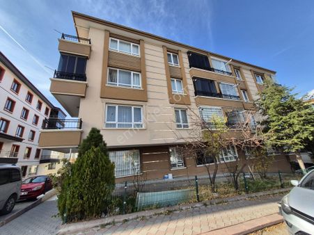 *** Atapark Mah.okul Karşısı Yapılı 3+1 Kiralık ***