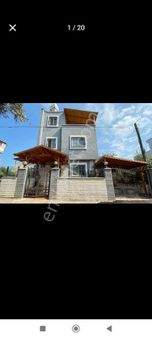Vega'dan Menteşte Satılık Müstakil Garajlı Doğalgazlı Tribleks Villa
