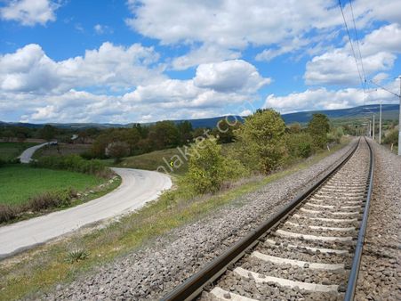 Balıkesir Dursunbey 'de 158 M2 İmar Sınırında Köye Yakın Arazi