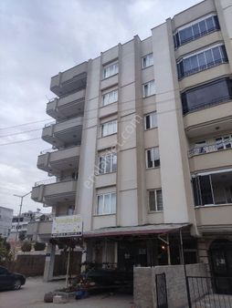 İşkur Karşısında