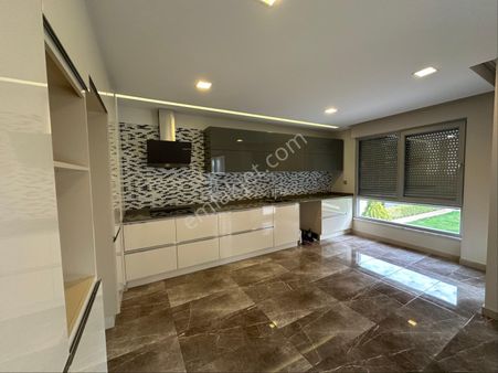 Denizli Merkezefendi Su Dünyası 3.5+1 Kiralık Daire