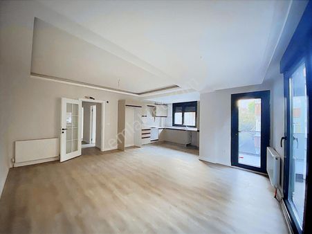 Turyap'tan Altıntepe'de Sahile Yakın Balkonlu Sıfır 3+1