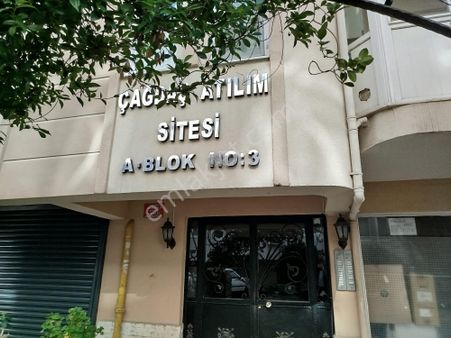 Remax Natural Değirmendere'de Merkezi Konumda 3+1 Kiralık Daire