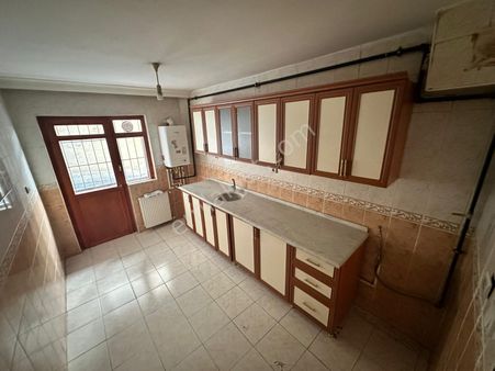 (1163) Keçiören Yayla Mahallesinde Satılık 3+1 Giriş Kat Daire