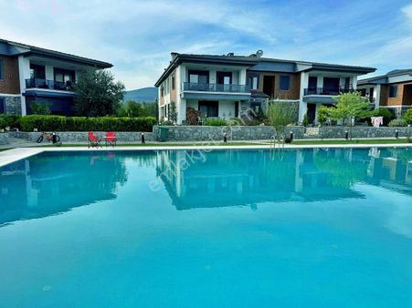 Uytundan Gürede Havuzlu Site İçinde Ultralüks Kiralık 1+1 Daire