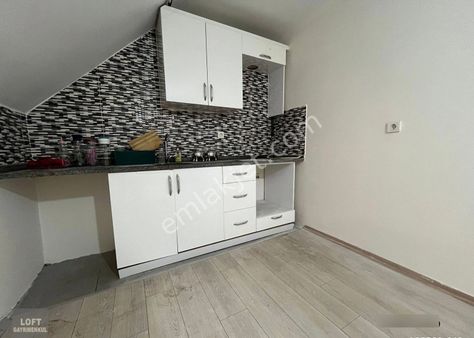 Loft'tan Bahçelievler Yenibosna'da Satılık 2+1 Yeni Bahçe Kat