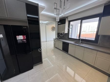 Yeni Cezaevi Karşısında 3,5+1 Sıfır Lüx Satılık Daire