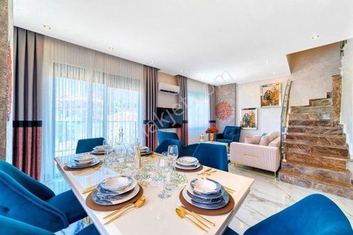 Alanya Oba’da 2+1 Lüks Eşyalı Dubleks Daire – Denize 2 Km Mesafede