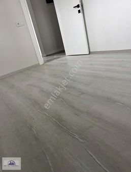 Antalya Döşemealtı Bahçeyaka Mahallesinde 1+1 Kiralık Giriş