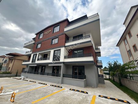 Başiskele Belediyesi Karşısı Teraslı 2+1 Çatı Dubleks Daire