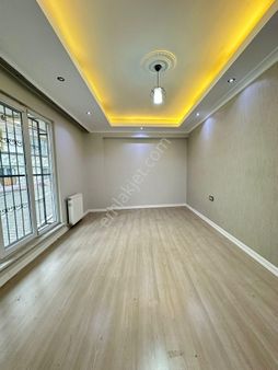 Esenyurt Ardıçlı Süleymaniye Mahallesi 2+1 Kiralık Boş Daire Balkonlu Yüksek Giriş Banyo Wc Ayrı