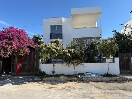Bodrum Turgutreis Merkezde Kiralık 3+1 Daire