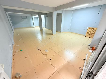 Pusula İnş.tan Caddeye Cephe Merkezi Konumda 95m2 Giriş Dükkan