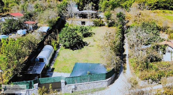 Beykoz Zerzavatçı'da 1700m2 Arsa İçerisinde Dağ Evi