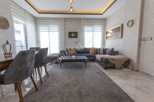 Alanya Mahmutlar’da Denize 500 Metre Mesafede 2+1 Full Eşyalı Geniş Daire