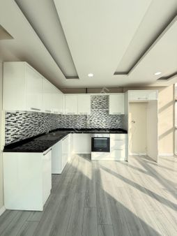 Remint’den Toros Mahalelsi Kenan Evren Bulvarı 3+1 Açık Mutfak Çift Banyo Hasarsız Satılık Daire!!!